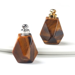 tiger eye.jpg