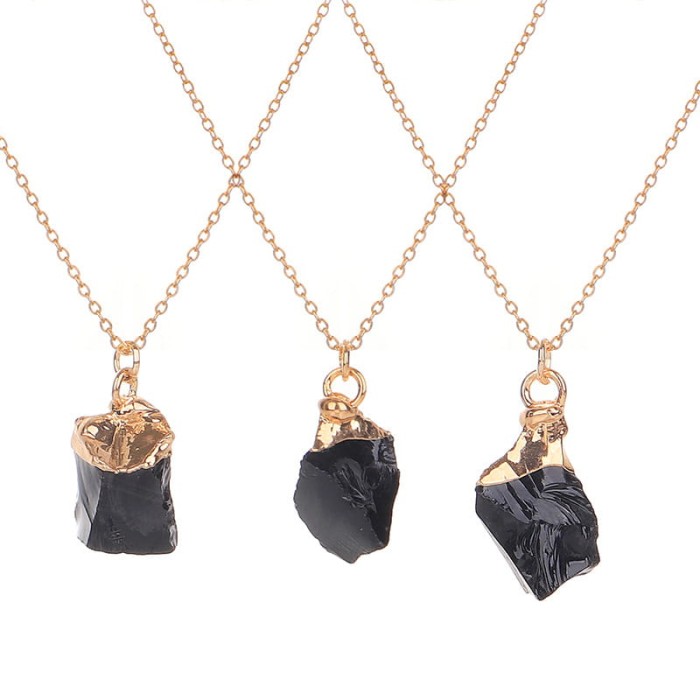 black onyx-gold.jpg